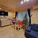 Z Teznia Solankowa, Sauna, Kominkiem Led Nad Jeziorem Zywieckim Zarzecze (Silesia)