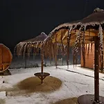 Z Tężnią Solankową, Sauną, Kominkiem Led I śniadaniem Nad Jeziorem żywieckim