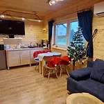 Z Tężnią Solankową, Sauną, Kominkiem Led I śniadaniem Nad Jeziorem żywieckim