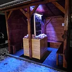 Z Teznia Solankowa, Sauna, Kominkiem Led Nad Jeziorem Zywieckim * Zarzecze (Silesia)