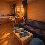 Z Tężnią Solankową, Sauną, Kominkiem Led I śniadaniem Nad Jeziorem żywieckim Apartament