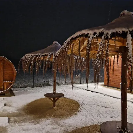 Z Teznia Solankowa, Sauna, Kominkiem Led Nad Jeziorem Zywieckim