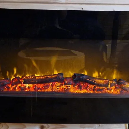 Z Teznia Solankowa, Sauna, Kominkiem Led Nad Jeziorem Zywieckim Zarzecze (Silesia)