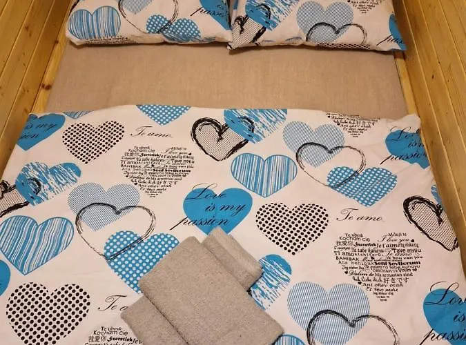 דירה Z Teznia Solankowa, Sauna, Kominkiem Led Nad Jeziorem Zywieckim זאז'צ'ה