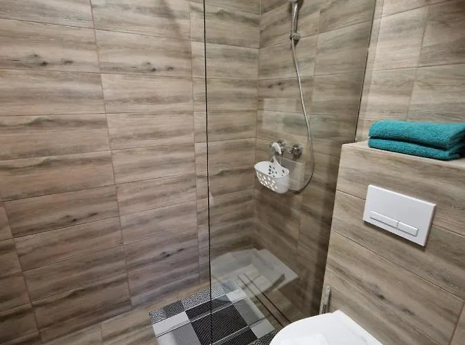 Z Teznia Solankowa, Sauna, Kominkiem Led Nad Jeziorem Zywieckim דירה *