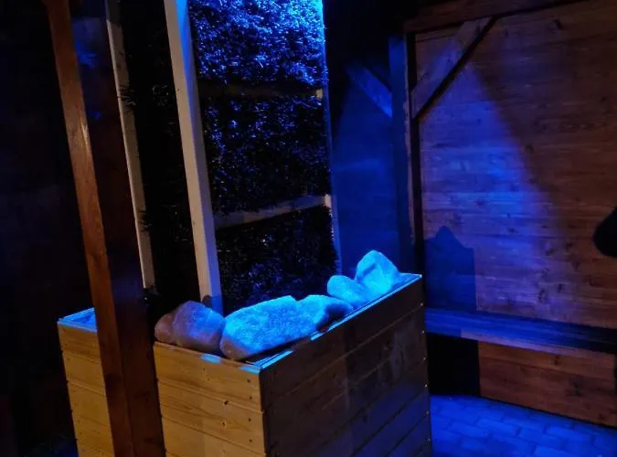 דירה Z Teznia Solankowa, Sauna, Kominkiem Led Nad Jeziorem Zywieckim זאז'צ'ה