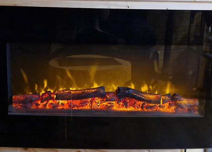 Z Teznia Solankowa, Sauna, Kominkiem Led Nad Jeziorem Zywieckim Zarzecze (Silesia)