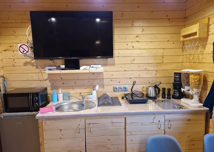 Z Teznia Solankowa, Sauna, Kominkiem Led Nad Jeziorem Zywieckim * זאז'צ'ה