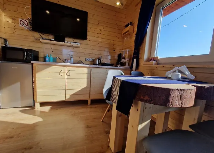 דירה Z Teznia Solankowa, Sauna, Kominkiem Led Nad Jeziorem Zywieckim זאז'צ'ה