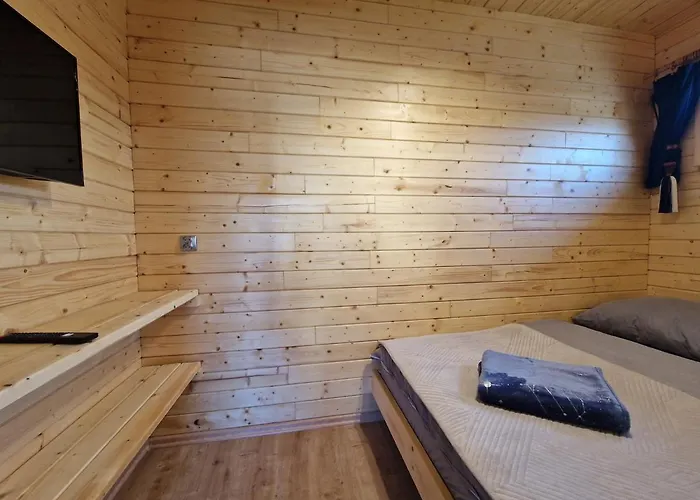 דירה Z Teznia Solankowa, Sauna, Kominkiem Led Nad Jeziorem Zywieckim *