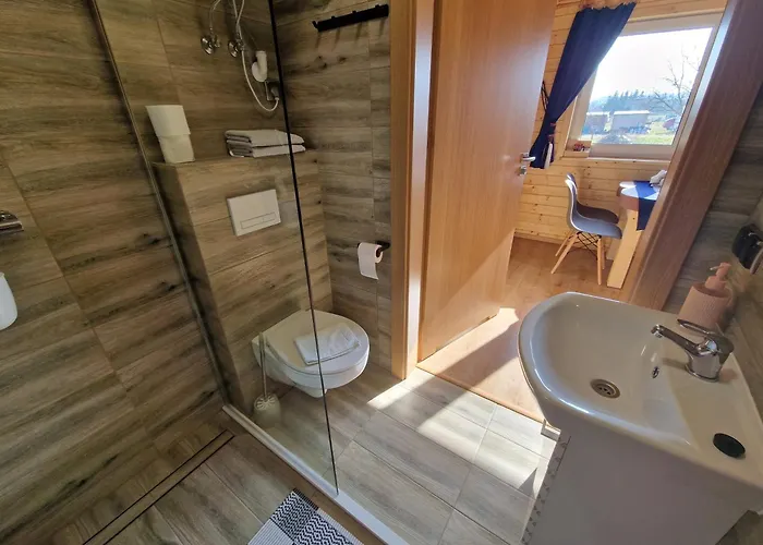 Z Teznia Solankowa, Sauna, Kominkiem Led Nad Jeziorem Zywieckim * זאז'צ'ה