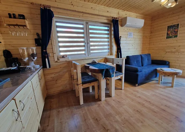 Z Teznia Solankowa, Sauna, Kominkiem Led Nad Jeziorem Zywieckim * זאז'צ'ה